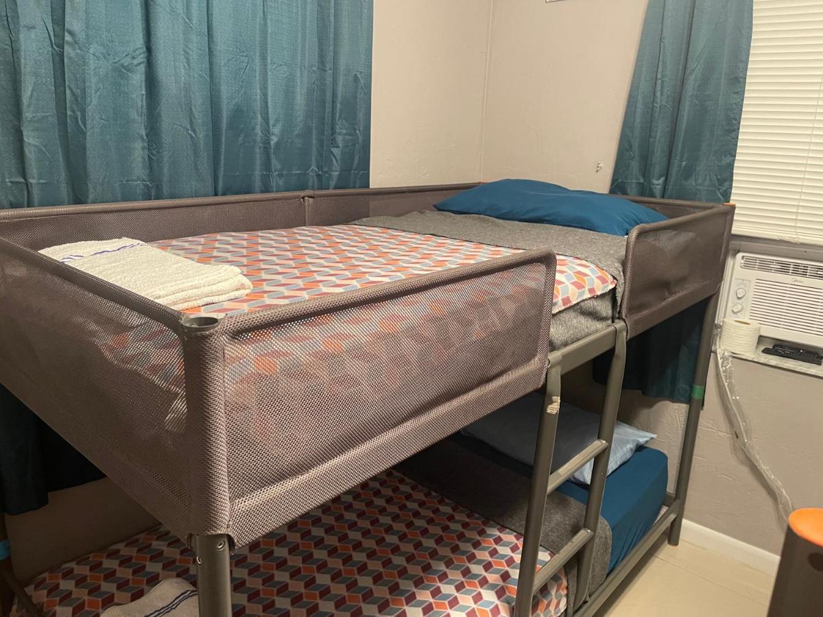 Miami Vibes "Hostel-Like" Shared Room North Miami Exterior foto